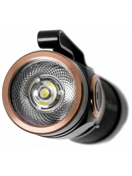 светодиодный фонарь с магнитной зарядкой Fenix E18R черный