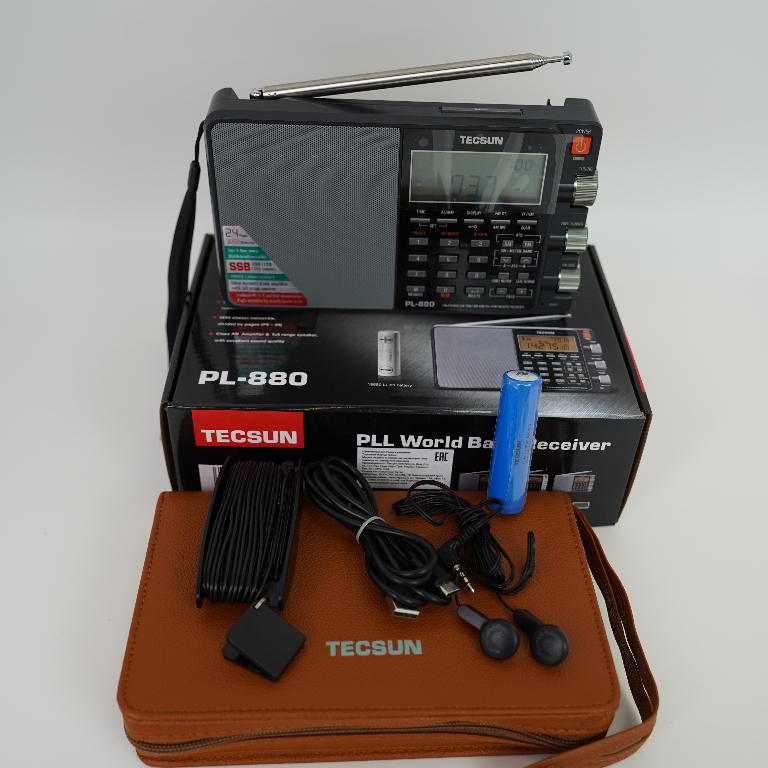 Всеволновый радиоприемник Tecsun  PL-880 black